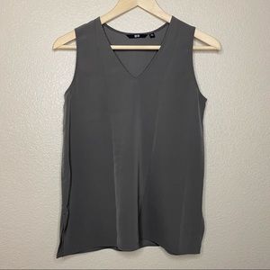 Uniqlo women’s top